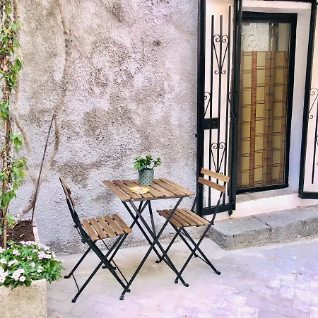 La Casa Di Miriam بيت للعطل *