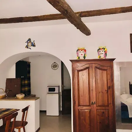 La Casa Di Miriam * Сиракузы